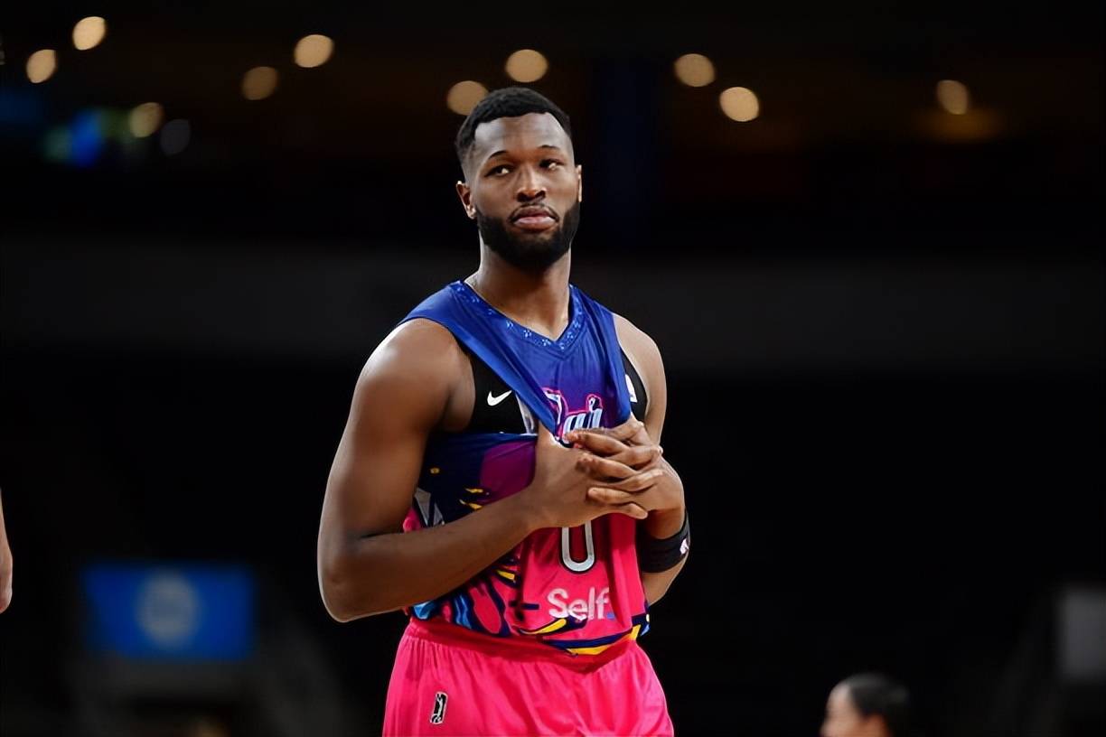 爱游戏在线-清晨萨克拉门托国王单刀错失——CBA季后赛节点到来，态度坚定，控场能力受关注的简单介绍